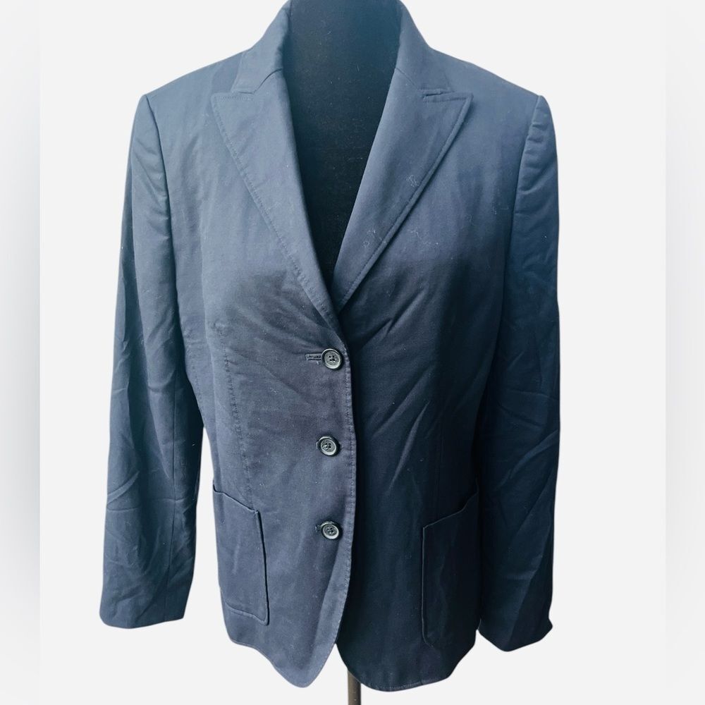 Brooks Brothers Navy Wool Blazer Size 12 Classic Academia 3 Button Closure